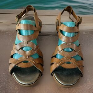 Clarks Bendables Women’s Brown Leather Wedge Sandals Size 9.5 M